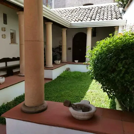 Don Camillo Suites شقة *