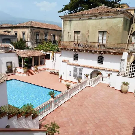 Don Camillo Suites Apartment *