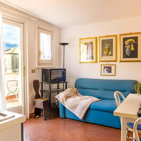 Don Camillo Suites *